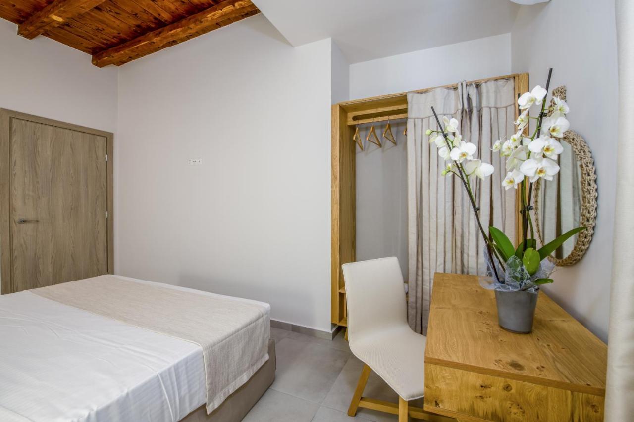 Eleana Nature & Art Guest house